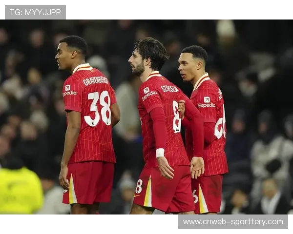 利物浦6-0狂扫卡拉巴赫,萨拉赫世界波麦卡利斯特双响